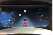 Tesla ha rilasciato aggiornamenti autopilota per migliorare l'uso della frenata di feedback
