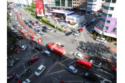 Gestione del traffico con sistema di sorveglianza adattiva